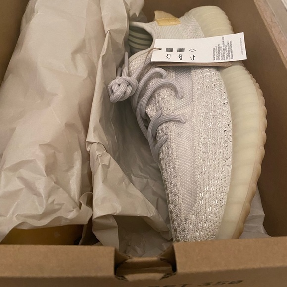 Yeezy 350 boost V2 Light - Picture 2 of 2